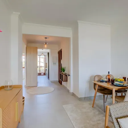 Sea Breeze Duo Apartments *