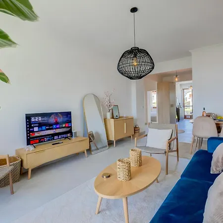 Sea Breeze Duo Apartments *